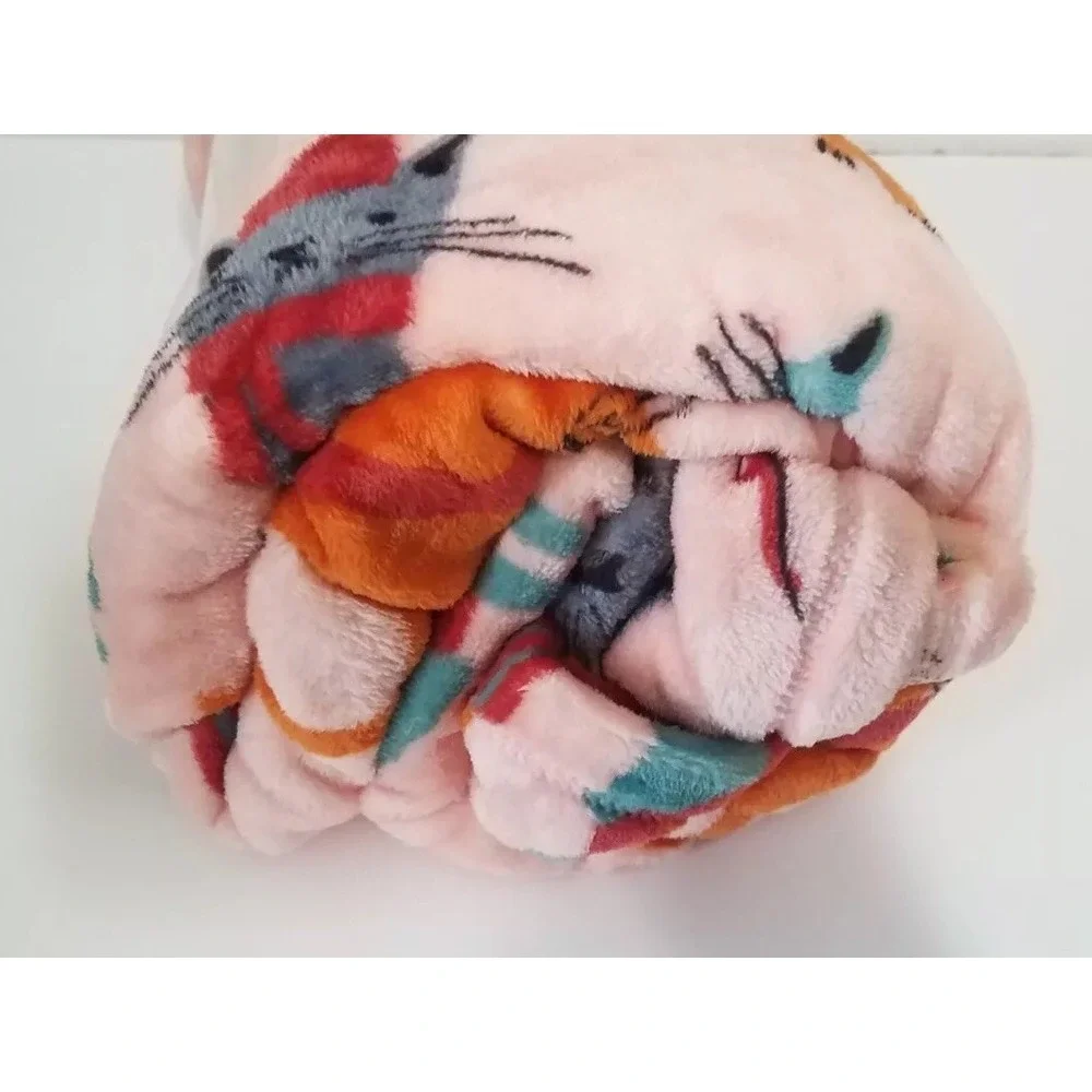 The Big One‎ Cozy Fall Cats Oversized Supersoft Throw Winter Fun 5ft x 6ft NEW